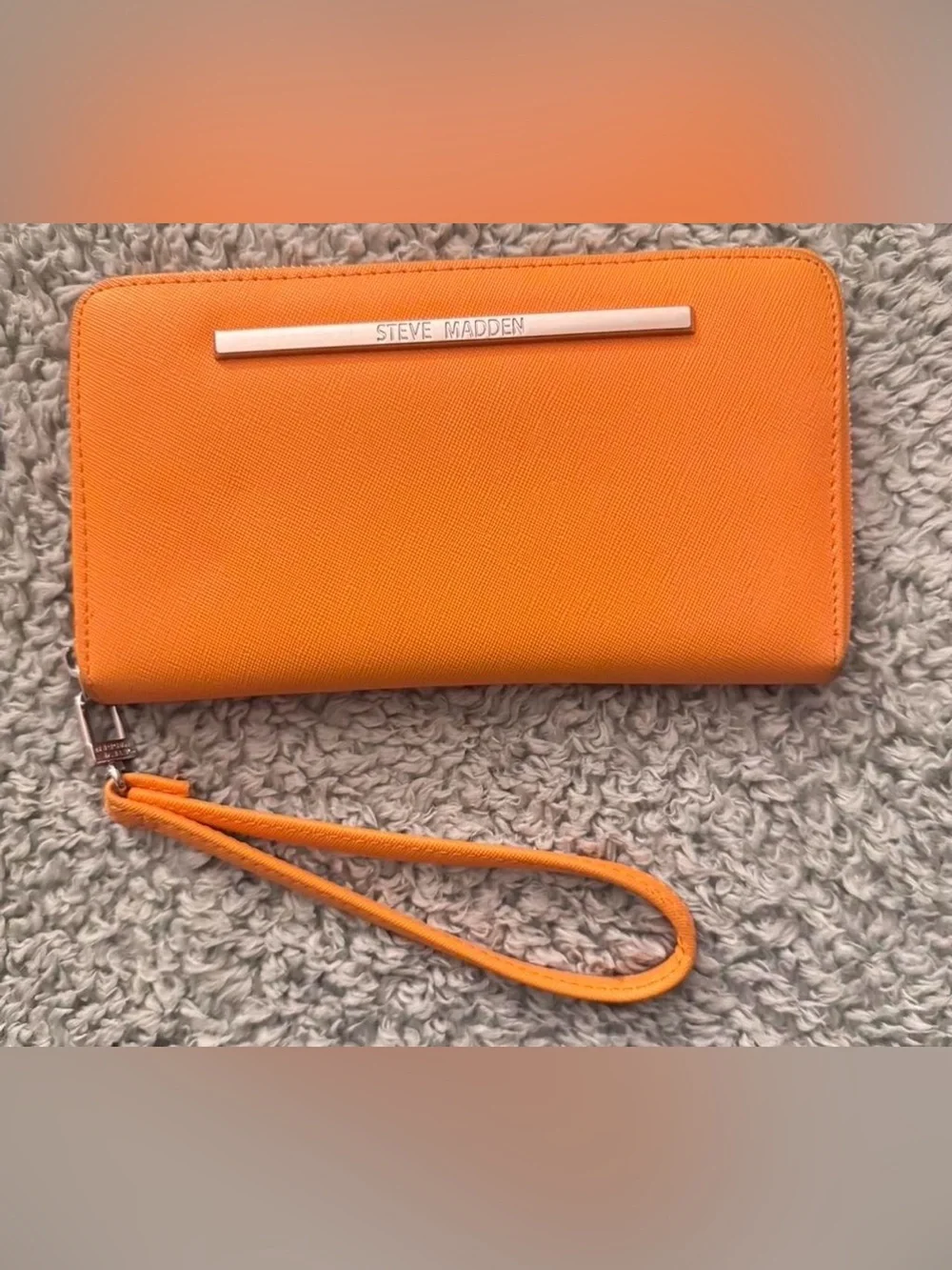 Steve Madden Orange Zip-Around 